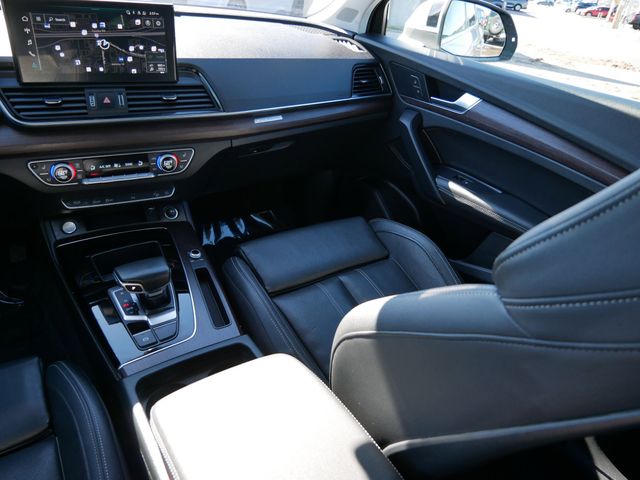 Thumbnail: 2023 Audi Q5 - 8