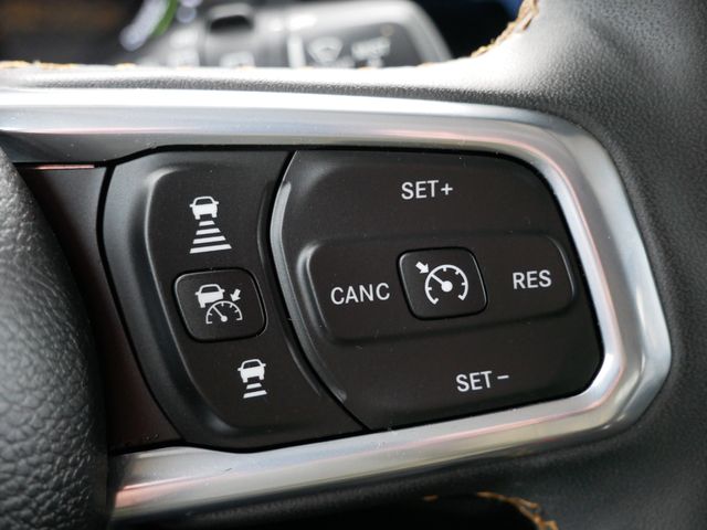 Thumbnail: 2024 Jeep Wrangler - 25