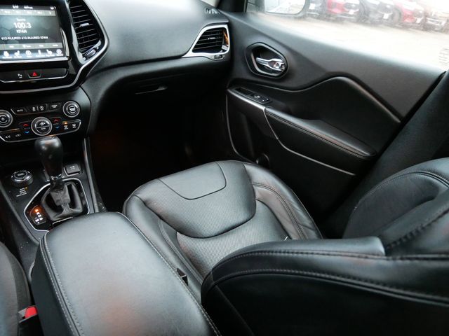 Thumbnail: 2019 Jeep Cherokee - 9