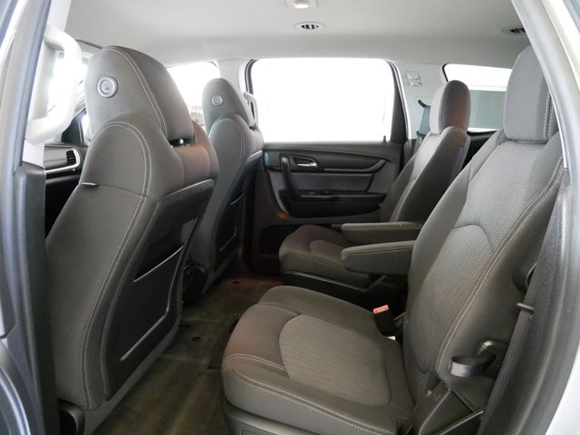 Thumbnail: 2017 Chevrolet Traverse - 9