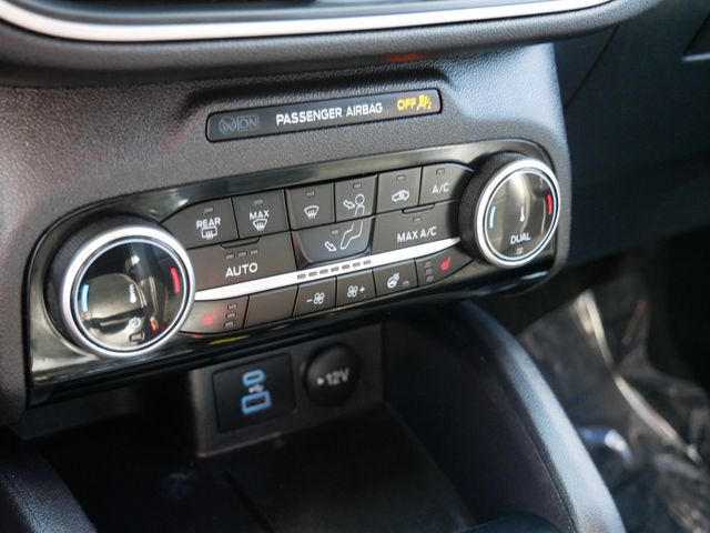 Thumbnail: 2022 Ford Escape - 13