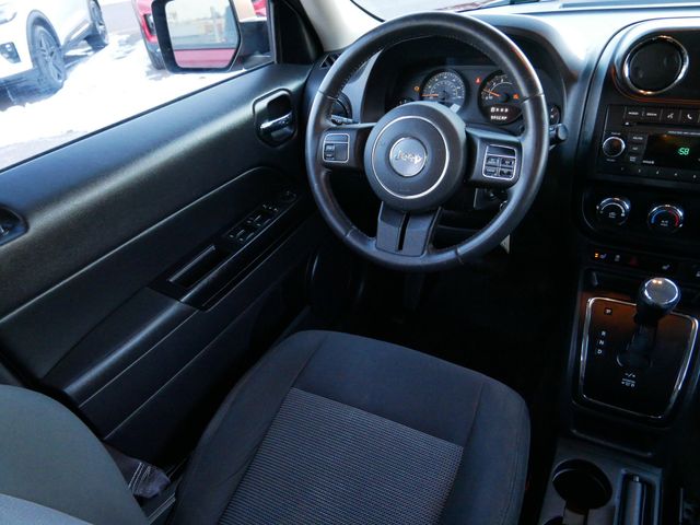 Thumbnail: 2015 Jeep Patriot - 6