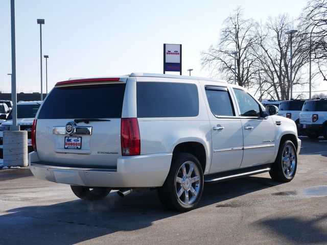 Thumbnail: 2014 Cadillac Escalade - 17