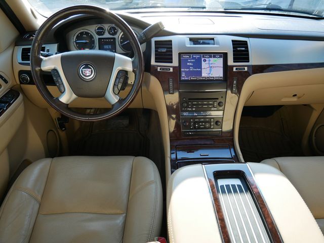 Thumbnail: 2014 Cadillac Escalade - 9