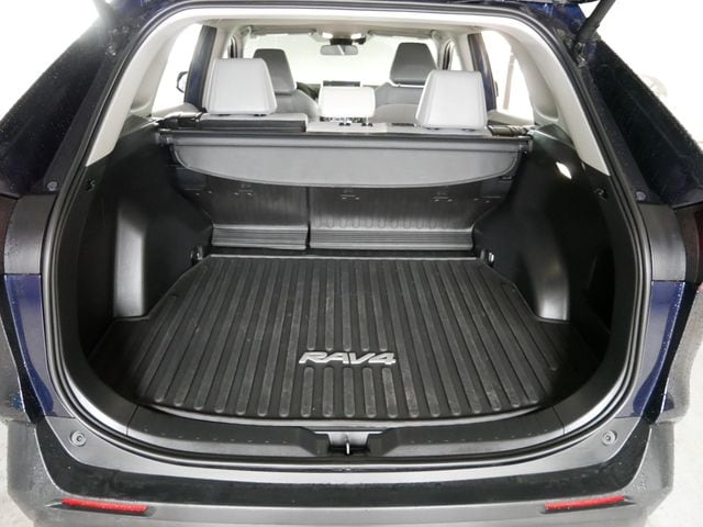 Thumbnail: 2025 Toyota RAV4 - 8
