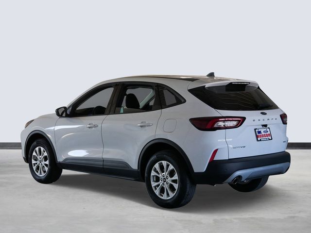 Thumbnail: 2025 Ford Escape - 3