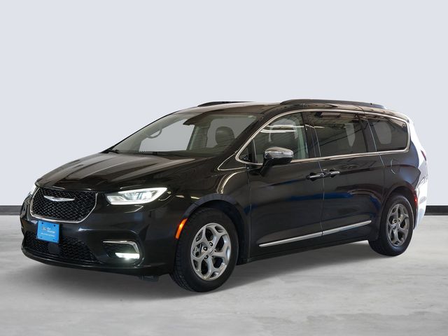 Thumbnail: 2023 Chrysler Pacifica - 1