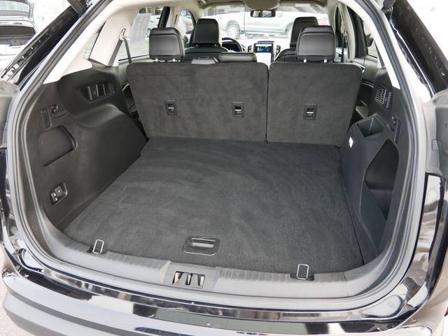 Thumbnail: 2023 Ford Edge - 5