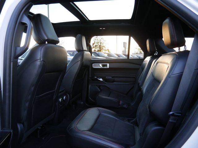 Thumbnail: 2022 Ford Explorer - 5