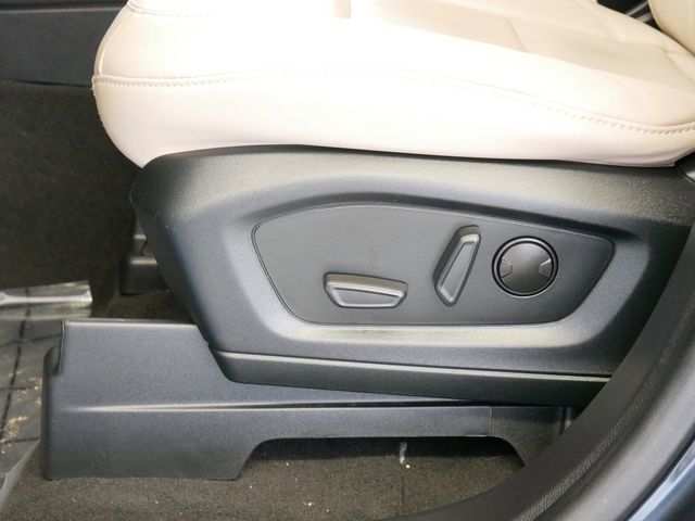 Thumbnail: 2023 Ford Explorer - 18