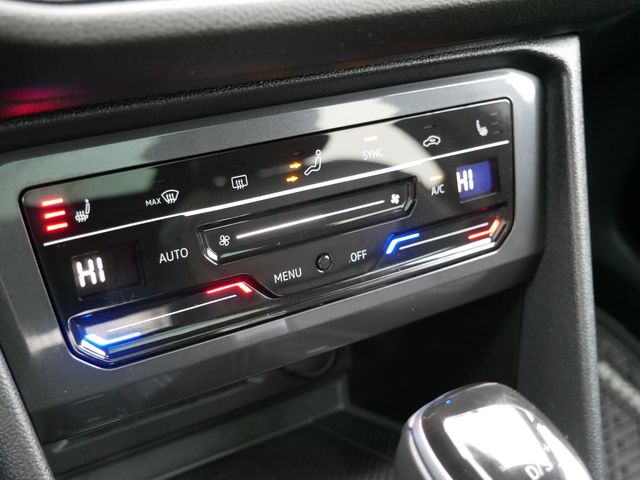 Thumbnail: 2024 Volkswagen Tiguan - 10