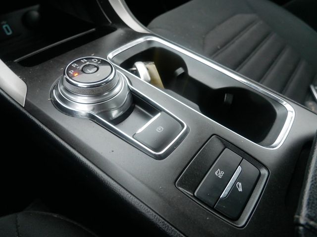 Thumbnail: 2017 Ford Fusion - 15