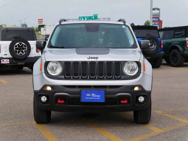 Thumbnail: 2016 Jeep Renegade - 20