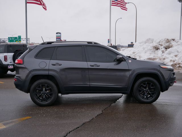 Thumbnail: 2017 Jeep Cherokee - 18