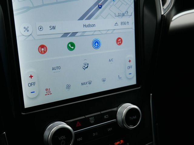 Thumbnail: 2023 Ford Edge - 13