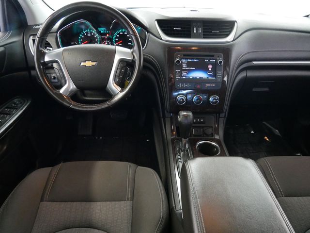 Thumbnail: 2017 Chevrolet Traverse - 12