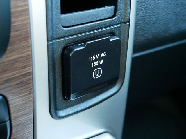 Thumbnail: 2022 RAM 1500 Classic - 12