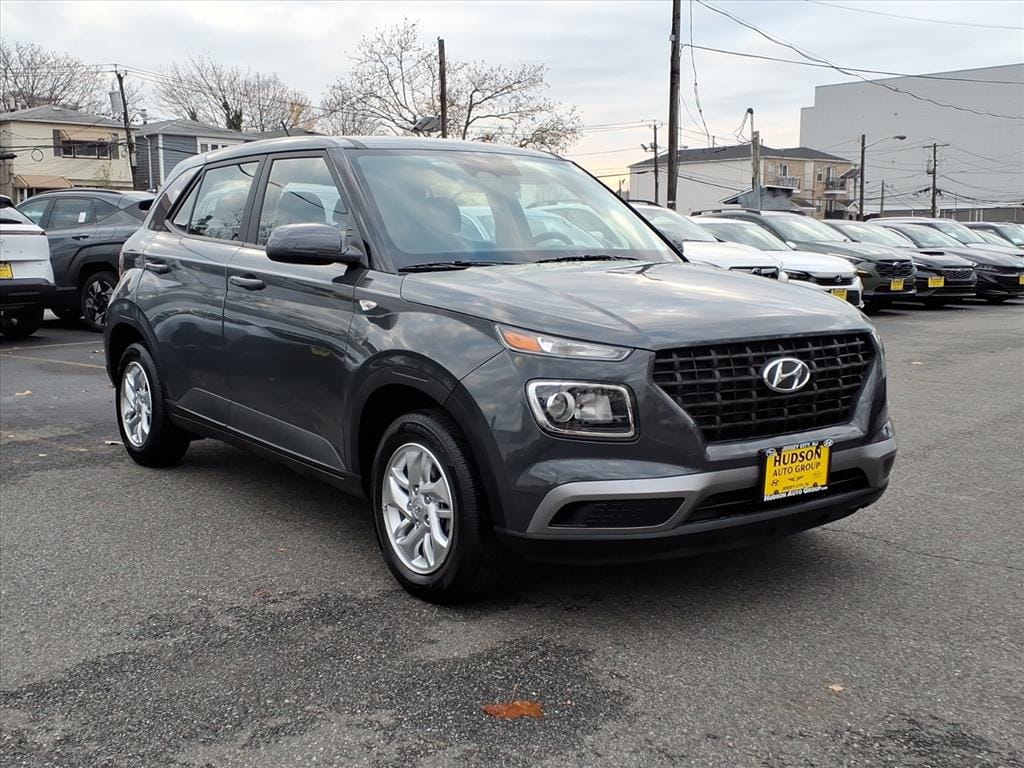 2024 Hyundai Venue SE