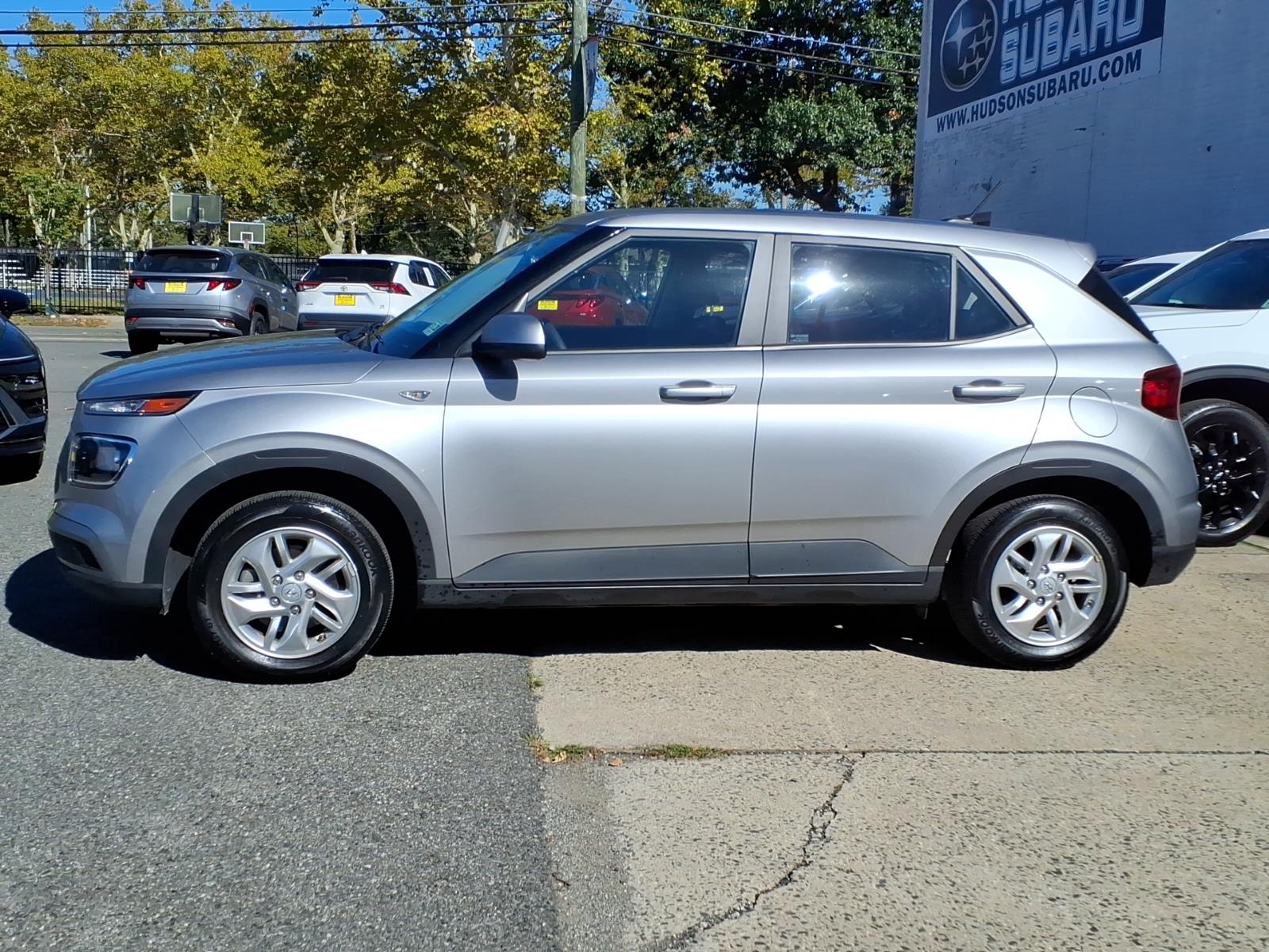 Certified 2024 Hyundai Venue SE IVT