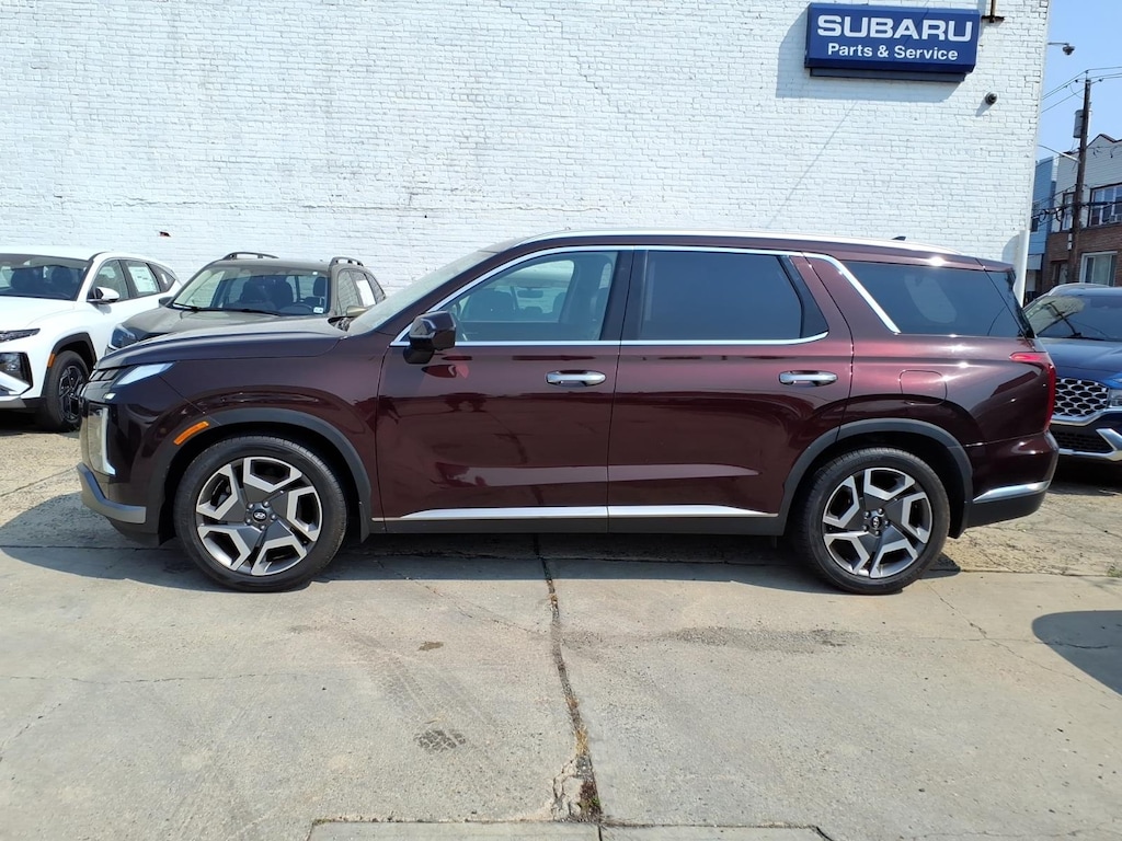Used 2023 Hyundai Palisade Limited AWD