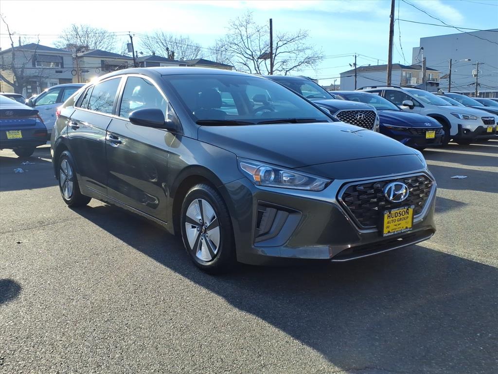 2022 Hyundai Ioniq Blue's photo