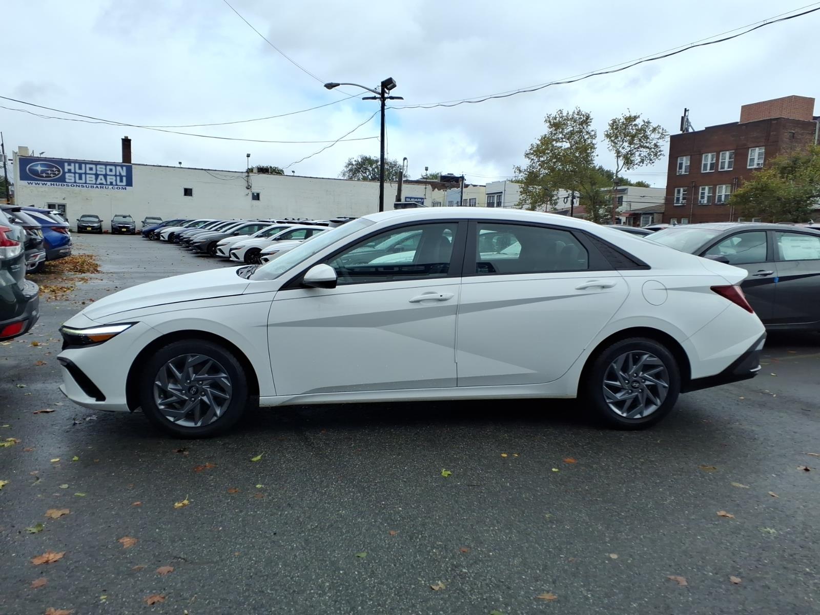Certified 2024 Hyundai Elantra SEL IVT