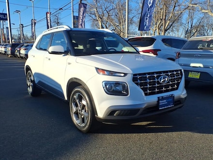 2022 Hyundai Venue SEL IVT