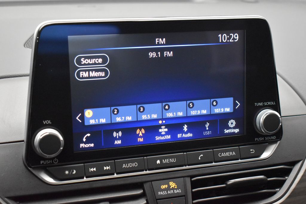 2025 Nissan Altima SV - Photo 19