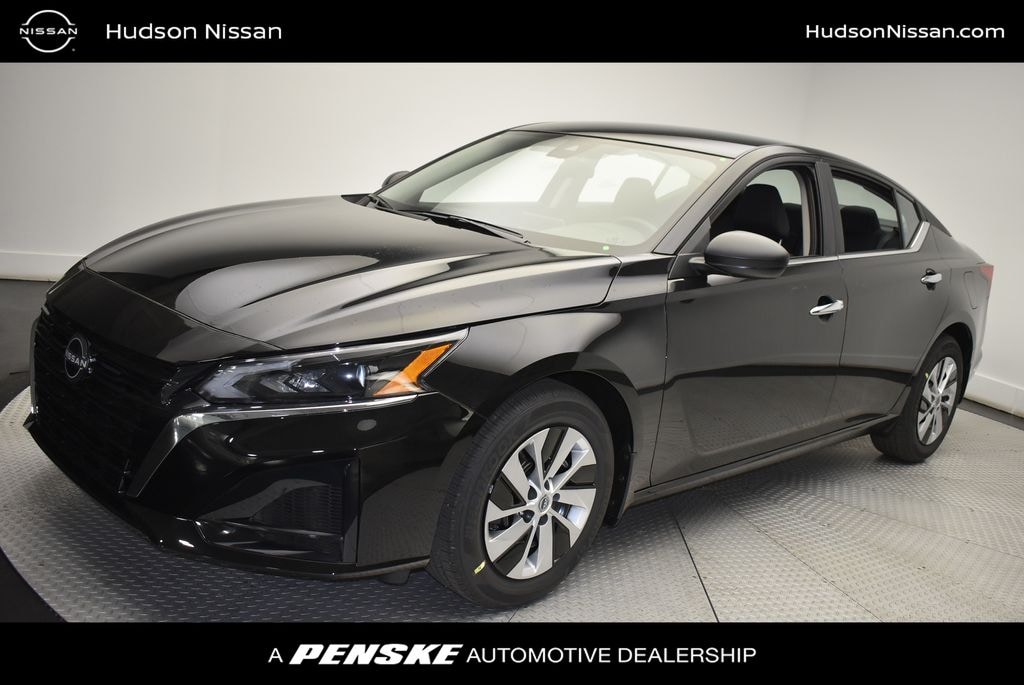 Certified 2025 Nissan Altima S Sedan