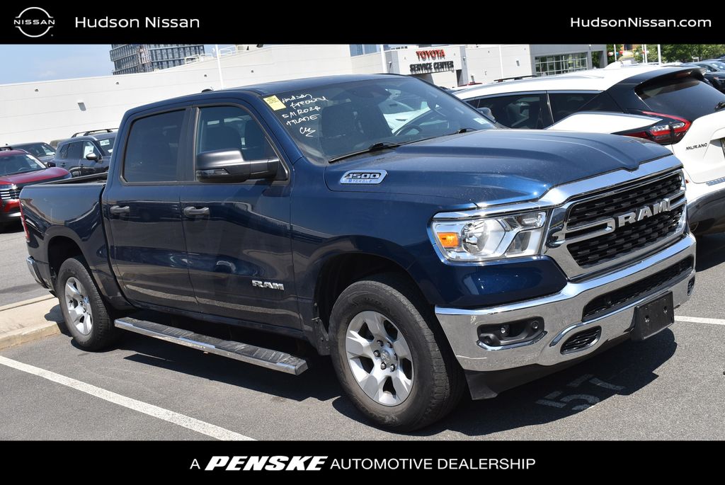 2024 RAM 1500 Big Horn/Lone Star 4x4 Crew Cab 5'7's photo