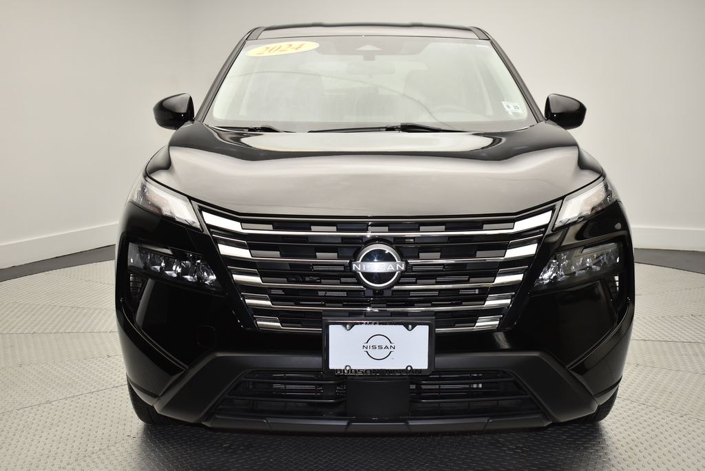 Certified 2024 Nissan