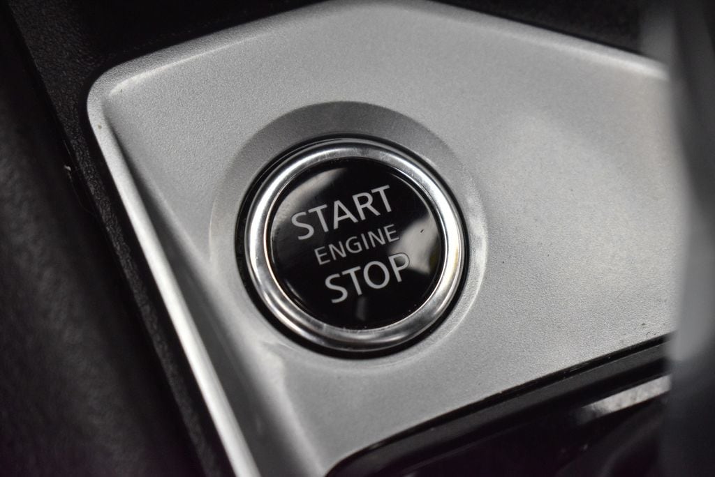 2025 Nissan Altima SV - Photo 18