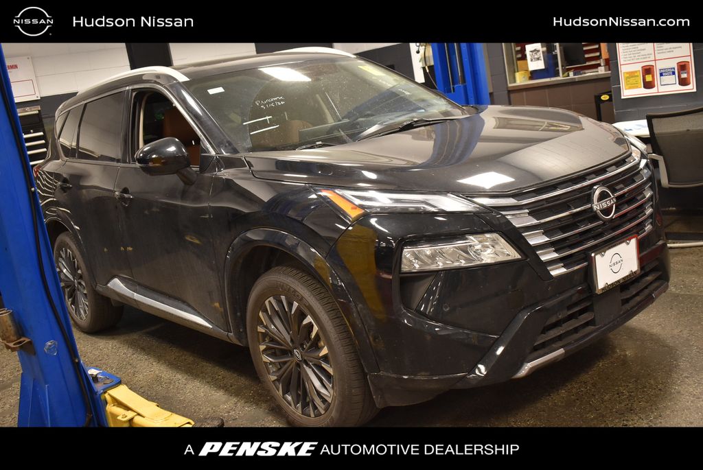 2026 Nissan Rogue Platinum AWD's photo