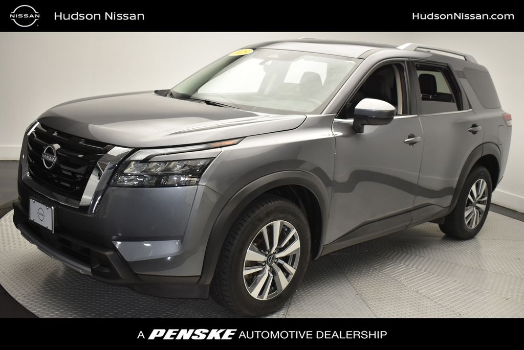 Used 2025 Nissan