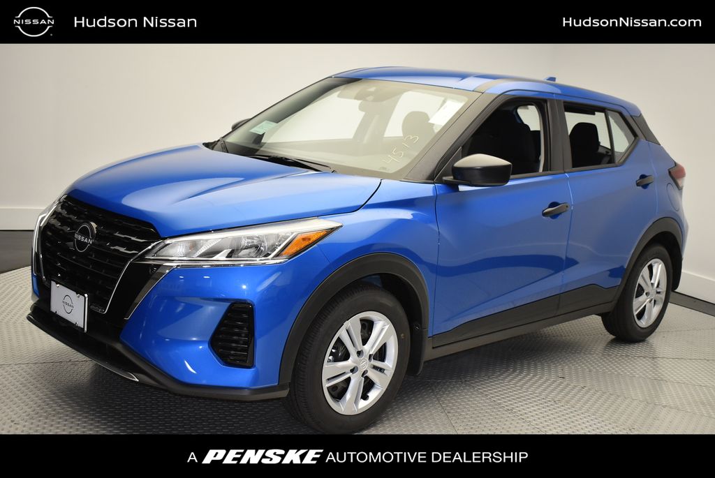 2025 Nissan Kicks Play 1.6 FWD's photo