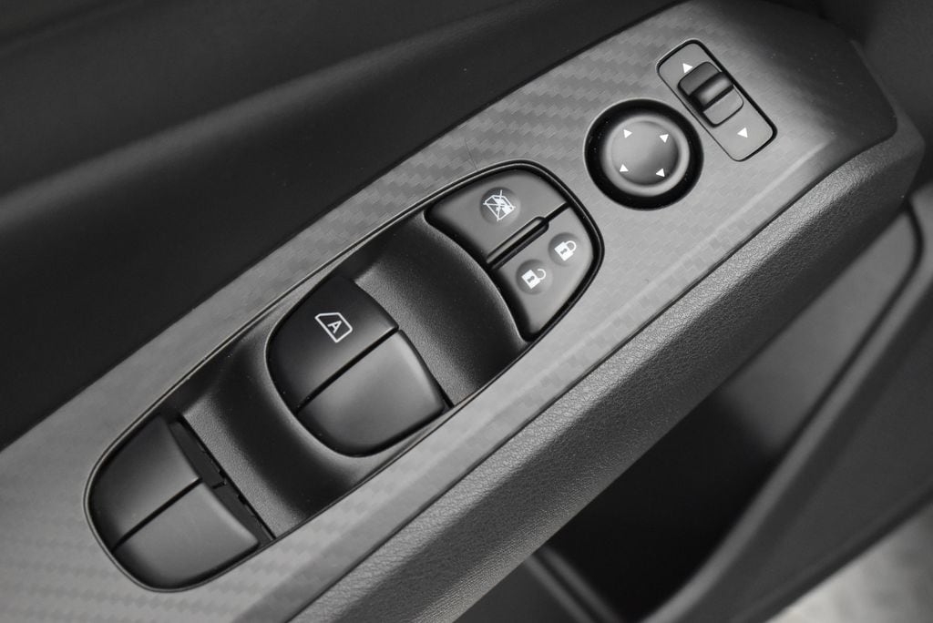 2025 Nissan Altima S - Photo 11