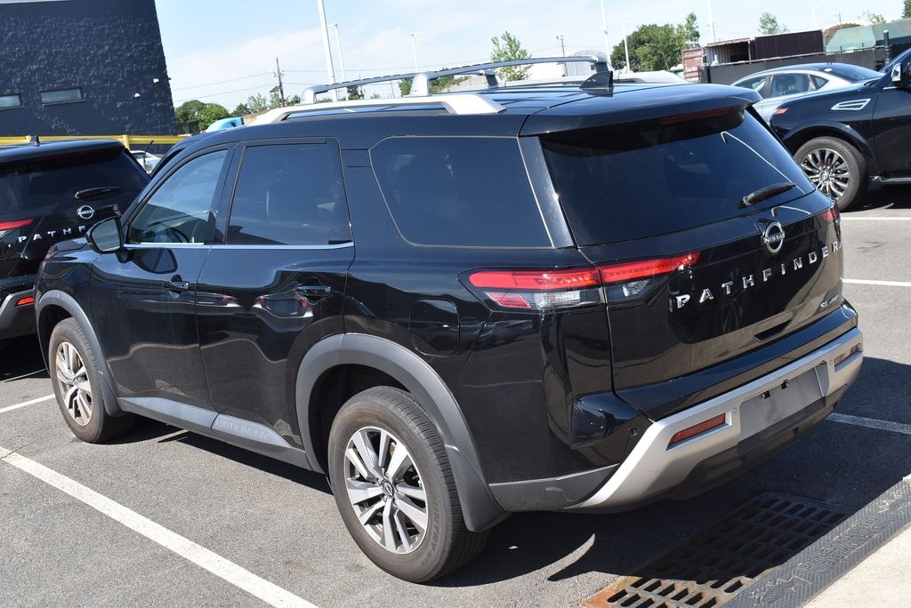Used 2023 Nissan