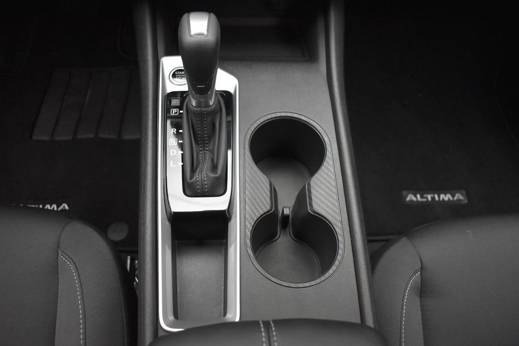2025 Nissan Altima S - Photo 27