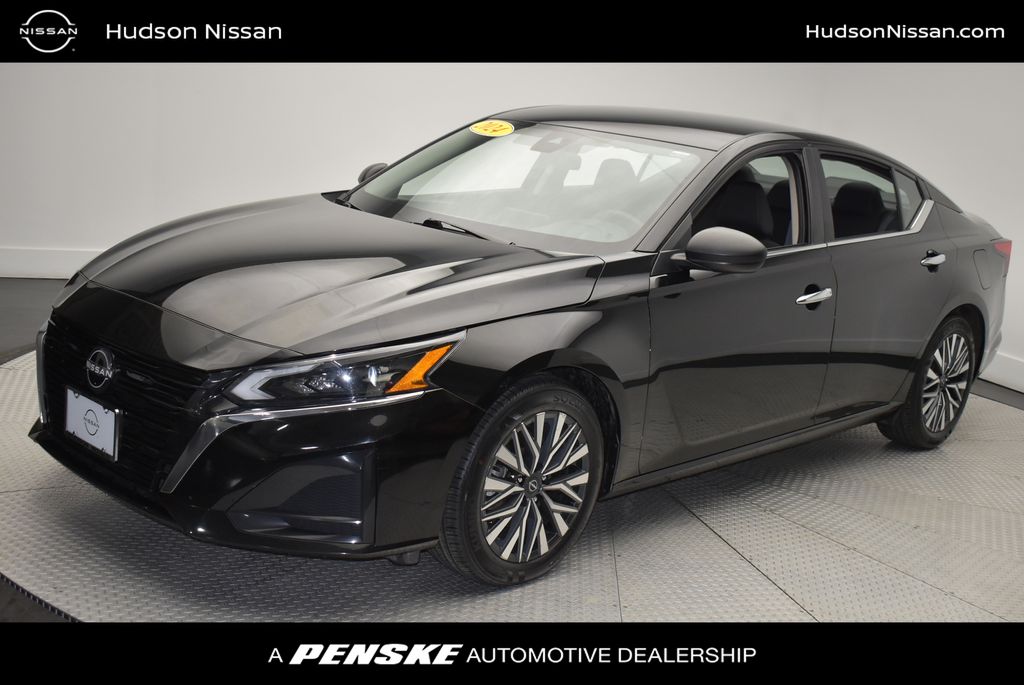 2024 Nissan Altima 2.5 SV's photo