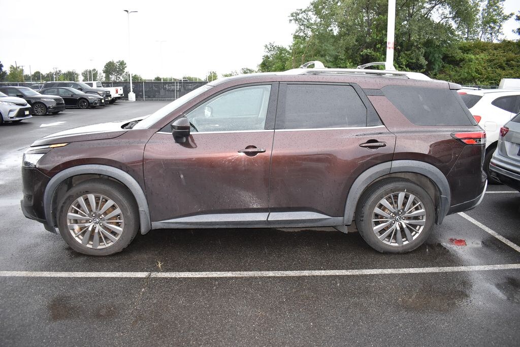 Used 2022 Nissan Pathfinder SL SUV