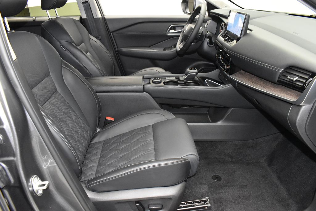 2026 Nissan Rogue 25