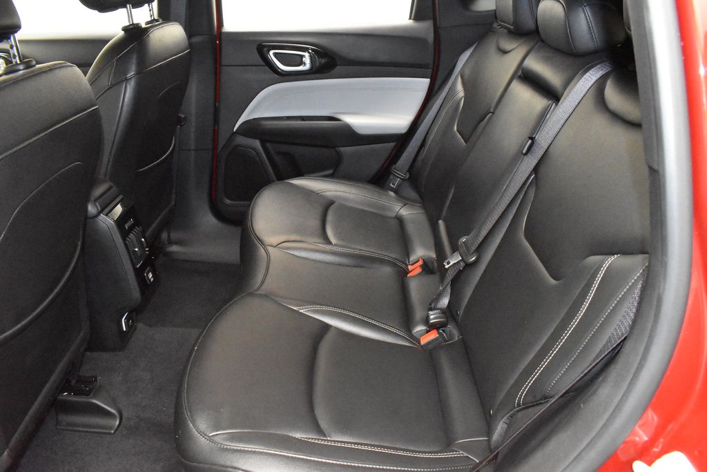 2025 Jeep Compass Limited - Photo 31