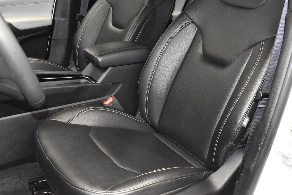 2025 Jeep Compass Limited - Photo 14