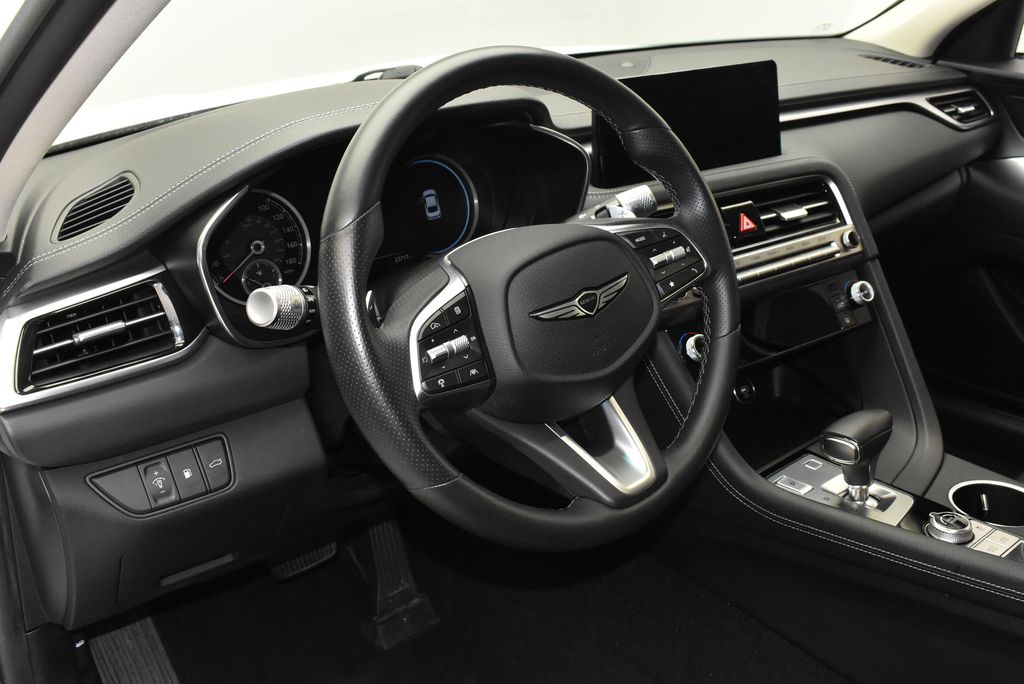 2025 GENESIS G70 16