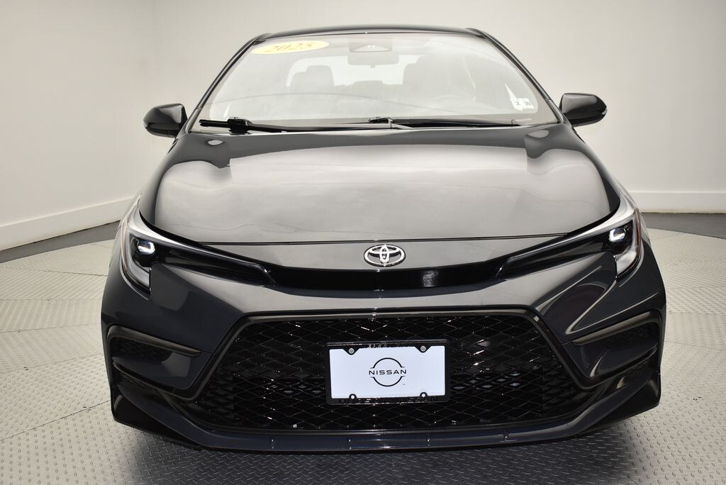 Used 2025 Toyota Corolla SE Sedan