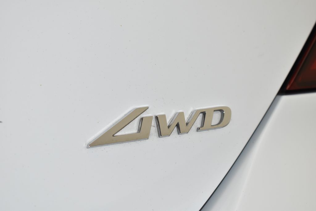 2025 GENESIS G70 10