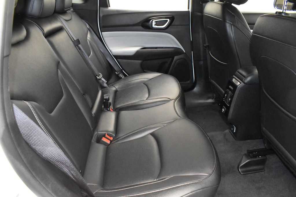 2025 Jeep Compass Limited - Photo 29