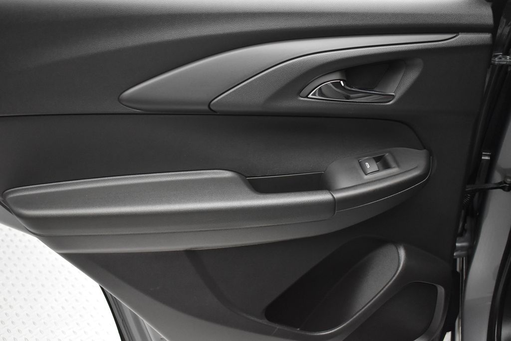2025 Chevrolet Trailblazer LT - Photo 31