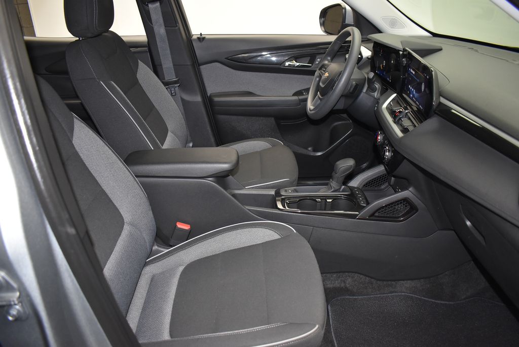 2025 Chevrolet Trailblazer LT - Photo 23