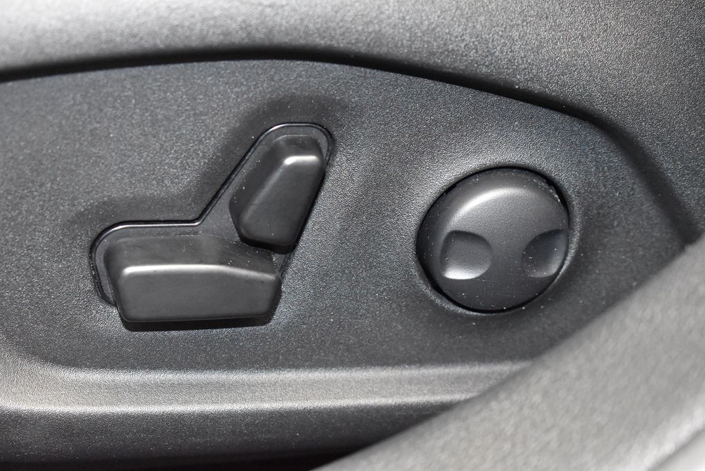 2025 Jeep Compass Limited - Photo 15